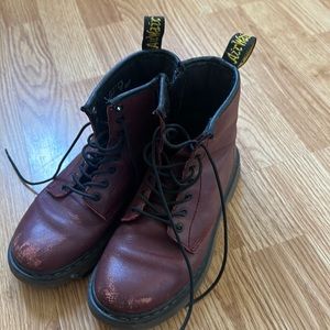 Dr. Martens AirWair youth US size 2 cherry